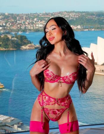 Devonport independent private  escort - Catalina Fire