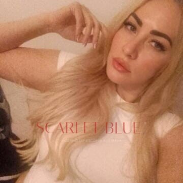 Selfie Pics from Freya Laurent - Private Escort Gold Coast