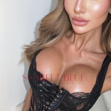 Selfie Pics from Mia Martinez - Private Escort Sydney