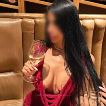 Selfie Pics from Sam Vip - Private Escort Sydney