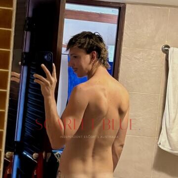 Selfie Pics from Taj Milan - Private Escort Brisbane