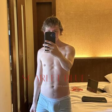Selfie Pics from Taj Milan - Private Escort Brisbane