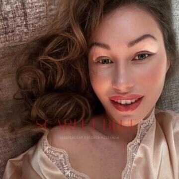 Selfie Pics from Viktoria Valmont - Private Escort Melbourne