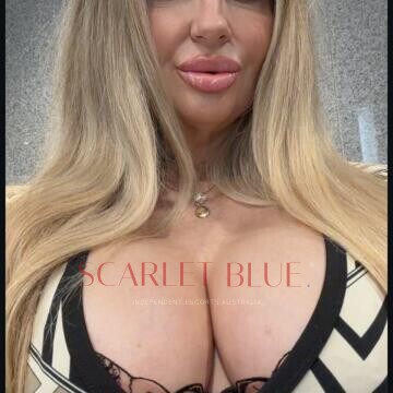 Selfie Pics from Skylar Silverstein - Private Escort Melbourne