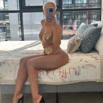 Selfie Pics from Mia Cruz - Private Escort Sydney