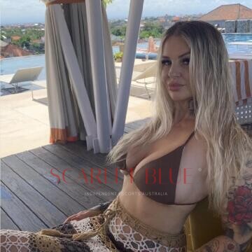 Selfie Pics from Skylar Silverstein - Private Escort Melbourne