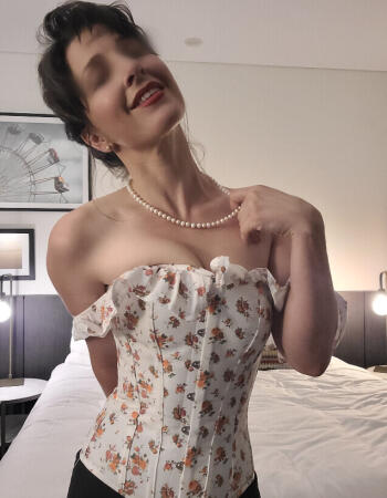 Brisbane independent private  escort - Ana Rosa