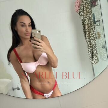 Selfie Pics from Capri Collins - Private Escort Gold Coast