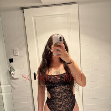 Selfie Pics from Aluna Rose - Private Escort Sydney