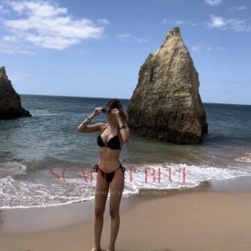 Selfie Pics from Lily Wren - Private Escort Sydney