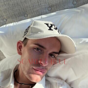 Selfie Pics from Chase Rey - Private Escort Sydney