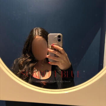 Selfie Pics from Aluna Rose - Private Escort Sydney