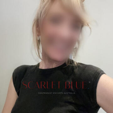 Selfie Pics from Pheobe - Private Escort Melbourne