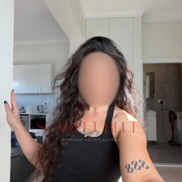 Selfie Pics from Aluna Rose - Private Escort Sydney