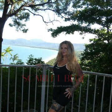Selfie Pics from Skylar Silverstein - Private Escort Melbourne