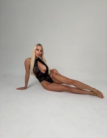 Mandurah independent private  escort - Diana Pink