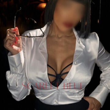 Brisbane, Gold Coast, Melbourne, Perth, Sydney Escort - Valentina Rios
