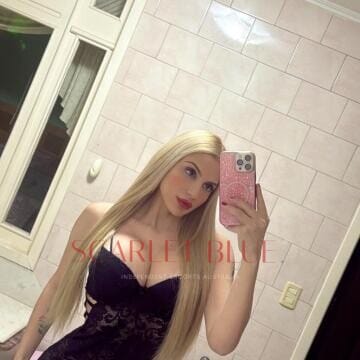 Selfie Pics from Brazilian Bombshell Lara - Private Escort Sydney