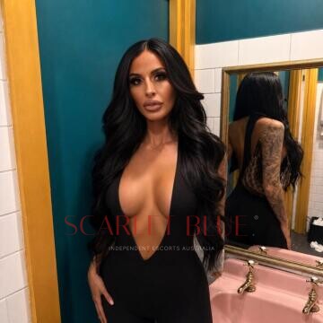 Selfie Pics from Chloe Chase - Private Escort Melbourne