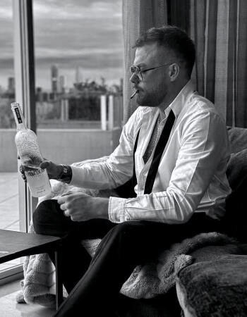 Independent private male escort - Oliver Kingsley - Melbourne