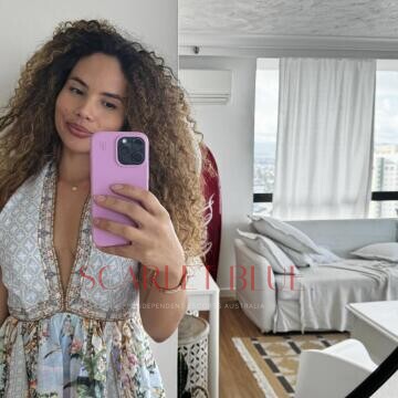 Selfie Pics from Ana Golden - Private Escort Gold Coast